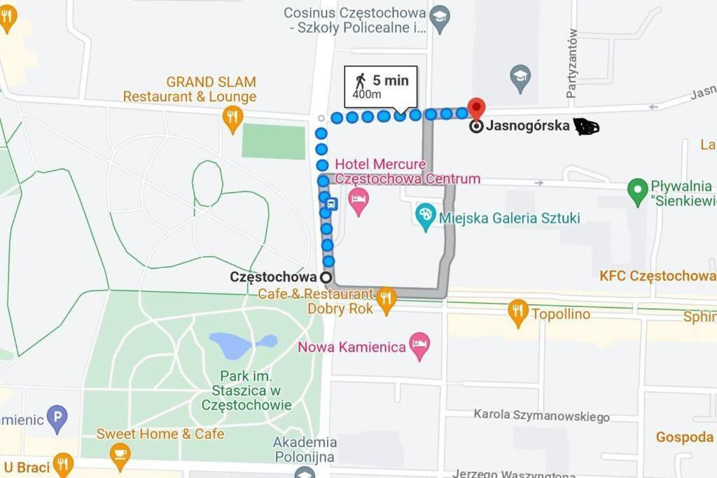 צ'סטוצ'ובה Nowoczesne Lokum W Centrum מראה חיצוני תמונה